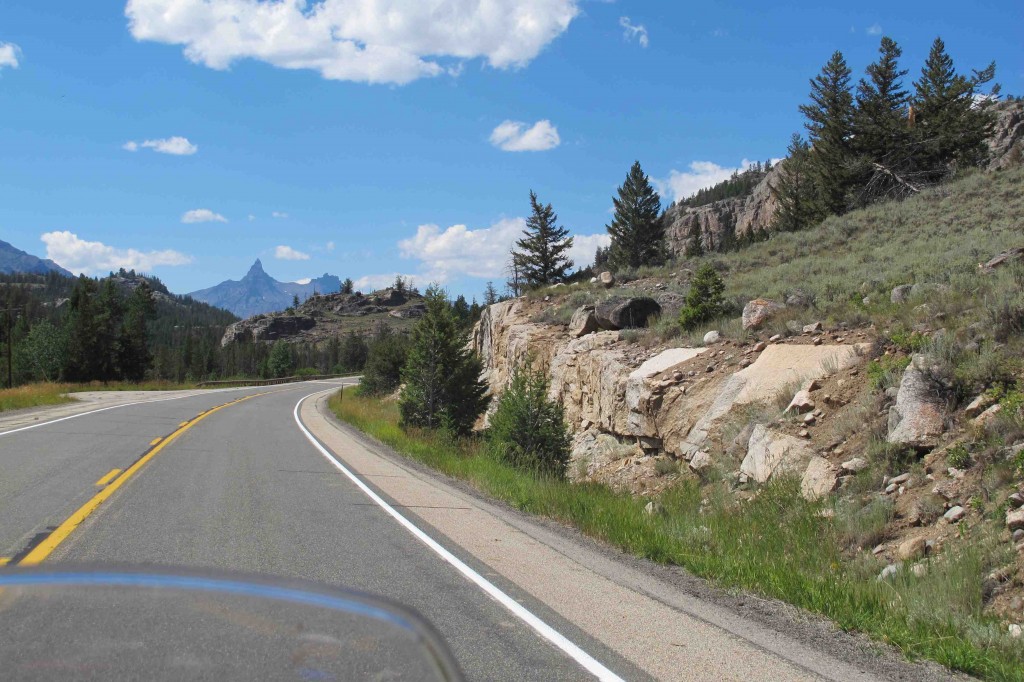 Beartooth Mtn from Chief Joseph sm